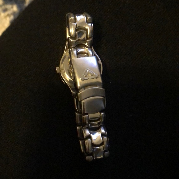 Girls Roxy Watch - Picture 2 of 2